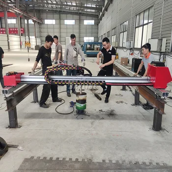 Китай Производитель 1500 * 3000 мм RAYLINE Лазерный станок с ЧПУ Портативный для резки пламенем с факелом для резки пламенем